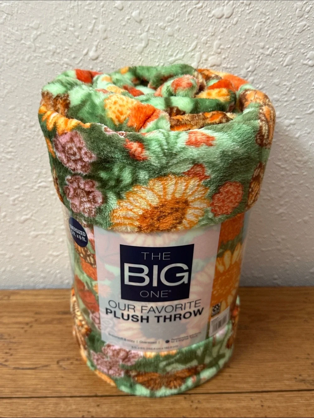 The Big One Floral Plush Throw Blanket - Sunflower & Butterfly - Green & Orange